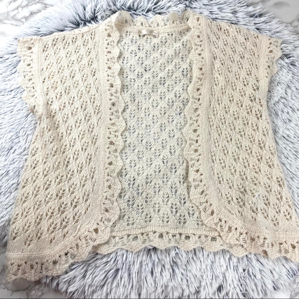 Old Navy Ivory Crochet Shrug Cardigan EUC